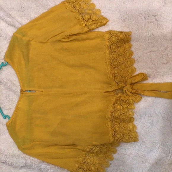 Self Esteem Lace Crop Top 💛 - Picture 2 of 3